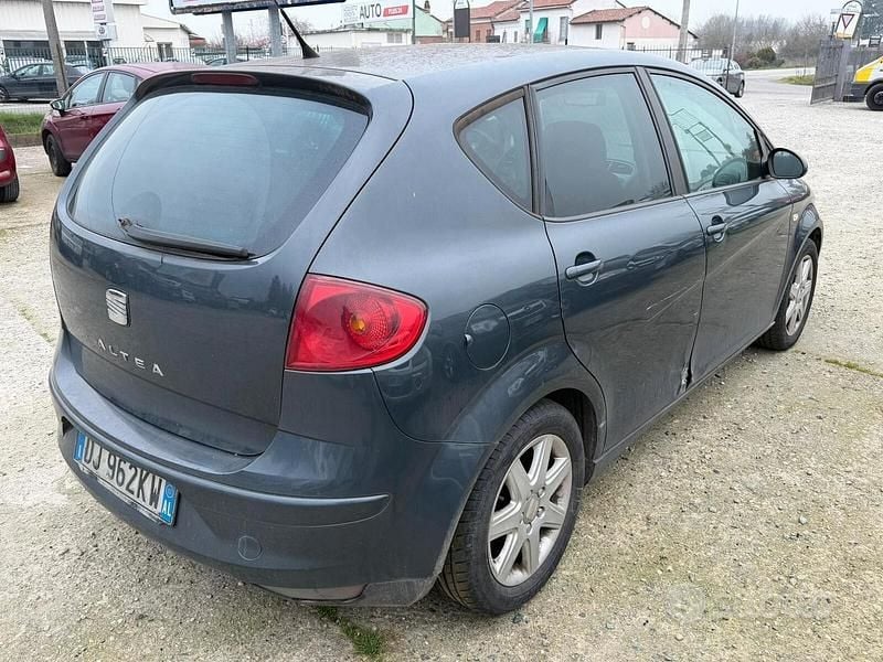 Usata Seat Altea Stylance 104 CV (76 kW) 2007 Blu Monovolume