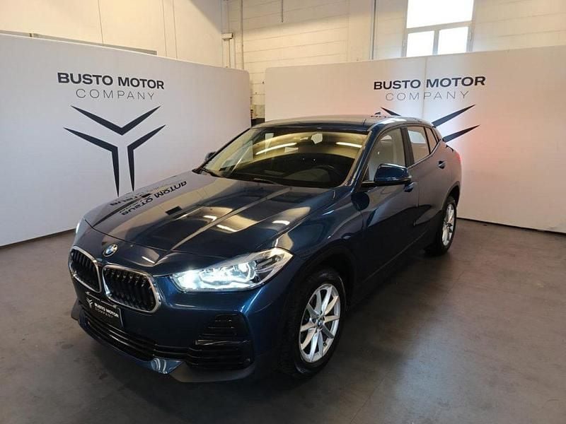 Usata BMW X2 Efficient Dynamics 116 CV (85 kW) 2022 Blu / metallizzato SUV