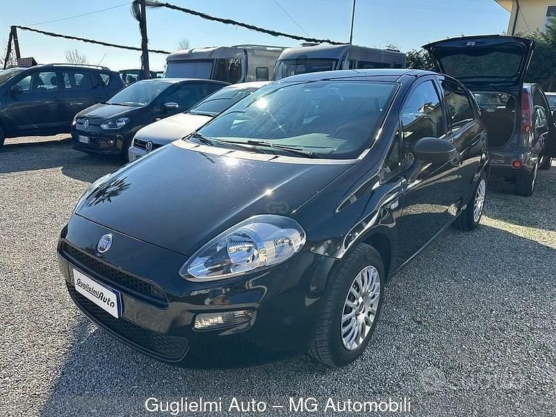 Usata Fiat Punto Street 75 CV (55 kW) 2014 Nero Utilitaria
