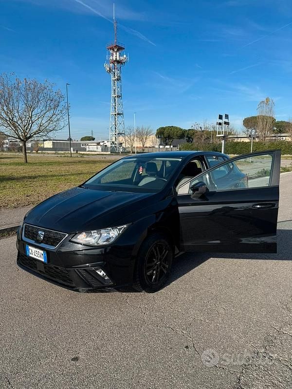 Usata Seat Ibiza Business 95 CV (69 kW) 2020 Nero Berlina