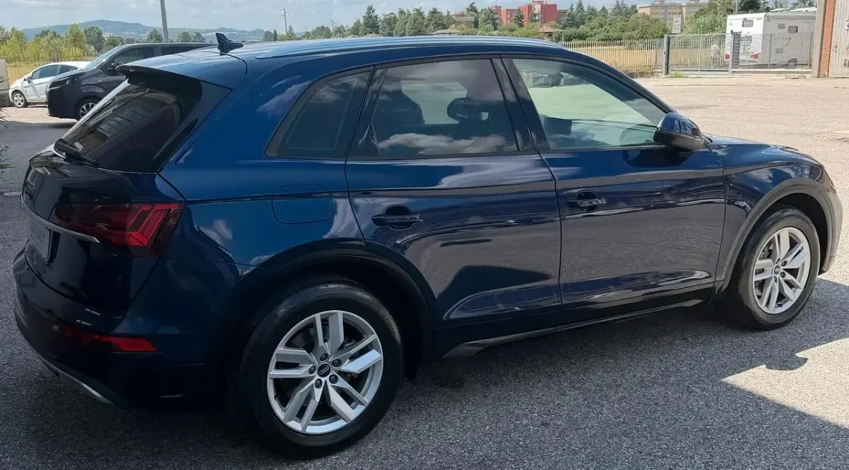Usata Audi Q5 Sport 135 CV (99 kW) 2021 Blu SUV