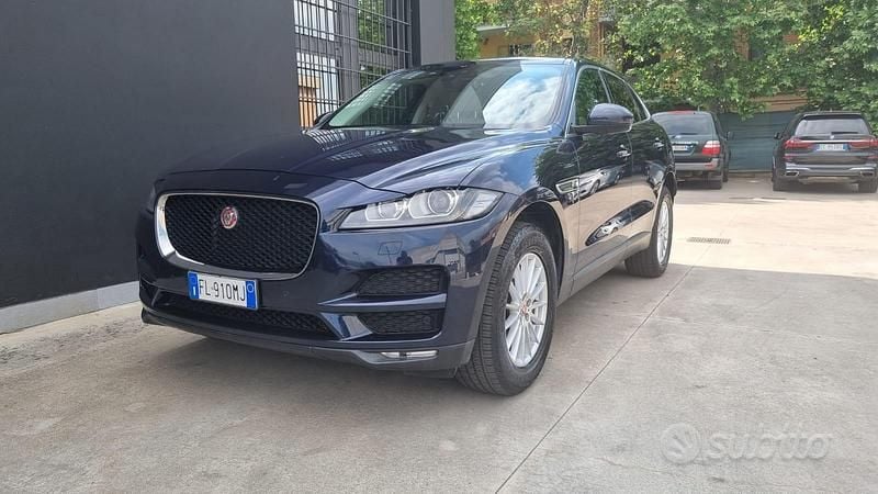 Blu Usata 2017 Jaguar F-Pace SUV | 21.000 € (Buon prezzo) - Immagine 1/4