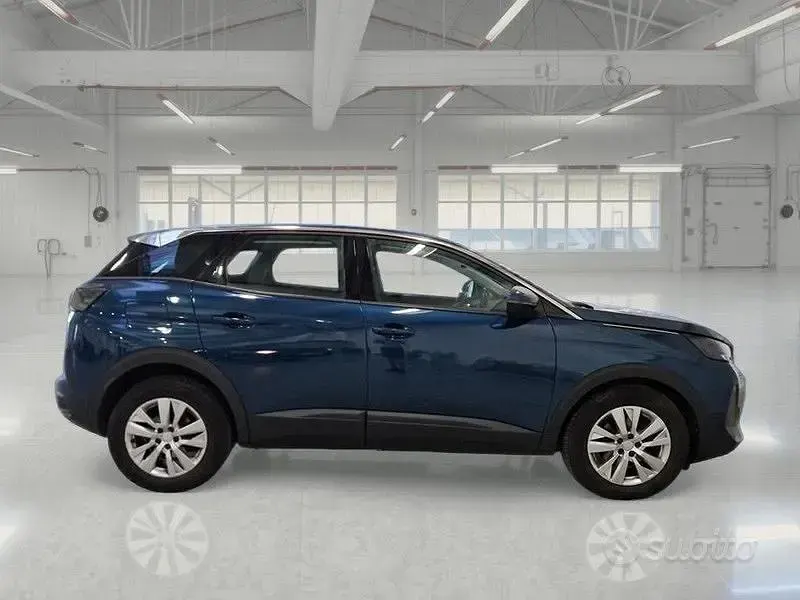 Usata Peugeot 3008 Business-Line 130 CV (95 kW) 2021 Bluazzurro SUV