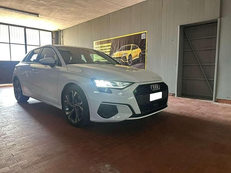 Bianco Usata 2021 Audi A3 Advanced Tre volumi | 20.990 € (Ottimo prezzo) - Immagine 1/4