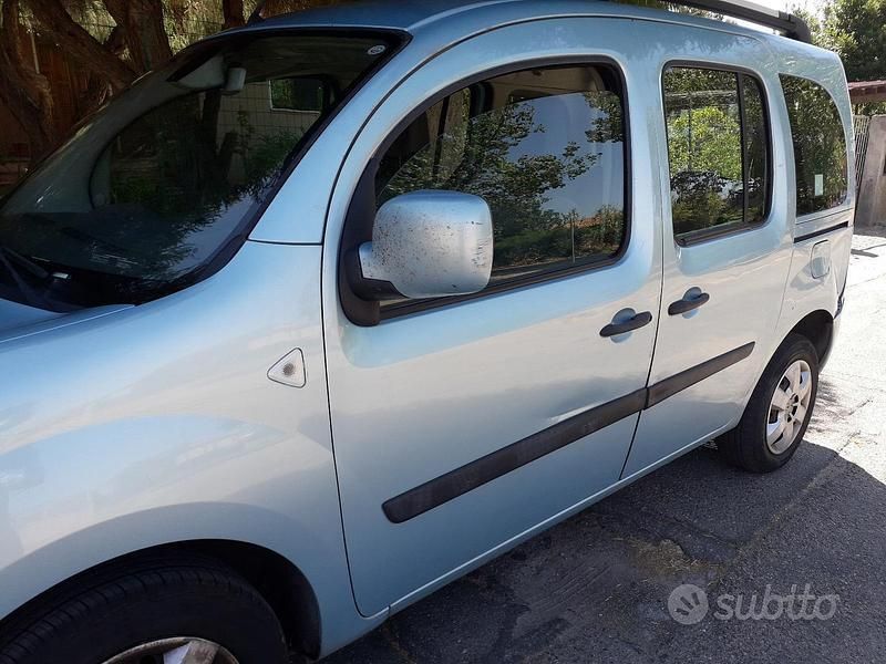 Usata Renault Kangoo 68 CV (50 kW) 2008 Monovolume