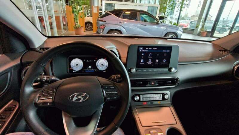Usata Hyundai Kona 100 kW (136 CV) 2022 Argento SUV