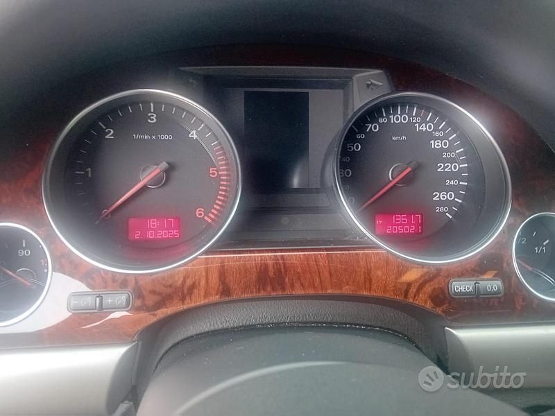 Usata Audi A8 2006 Grigio Berlina