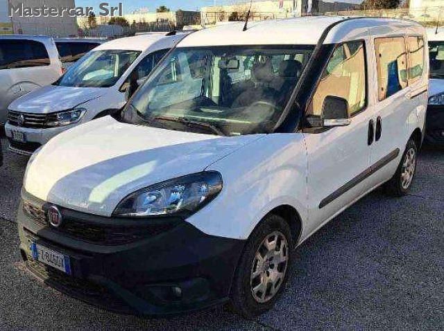 Usata Fiat Doblò Easy 95 CV (69 kW) 2019 Bianco Monovolume