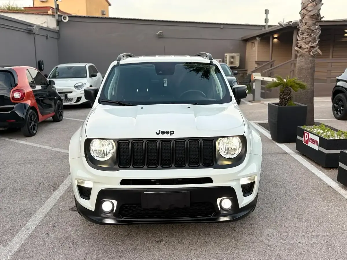 Usata Jeep Renegade 131 CV (96 kW) 2023 Bianco SUV
