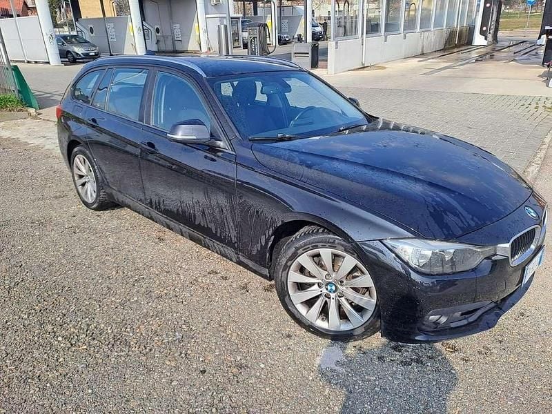 Usata BMW 316 Sport Line 116 CV (85 kW) 2017 Nero Station wagon