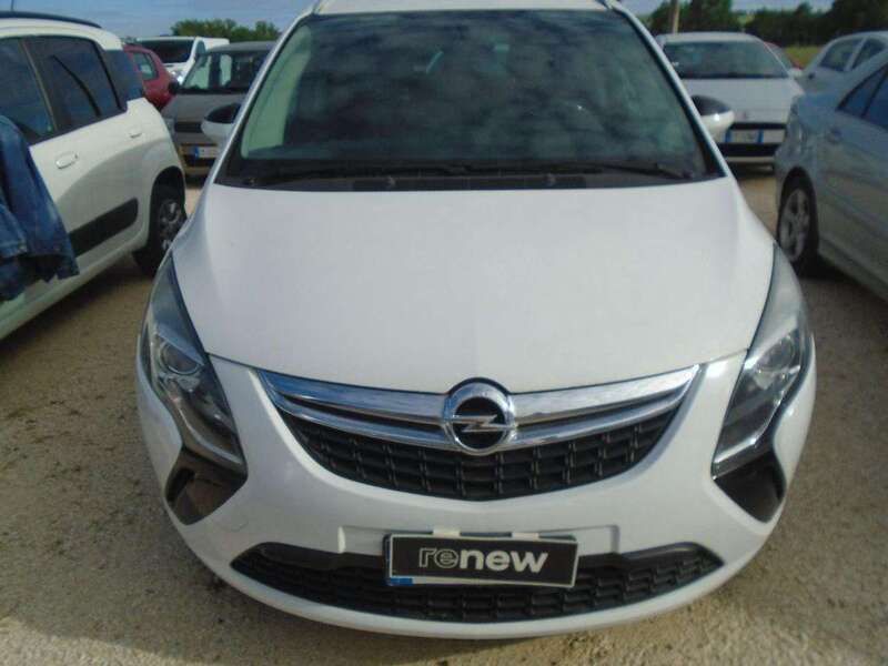 Bianco Usata 2014 Opel Zafira Tourer Monovolume | 7900 € (Cara) - Immagine 1/4