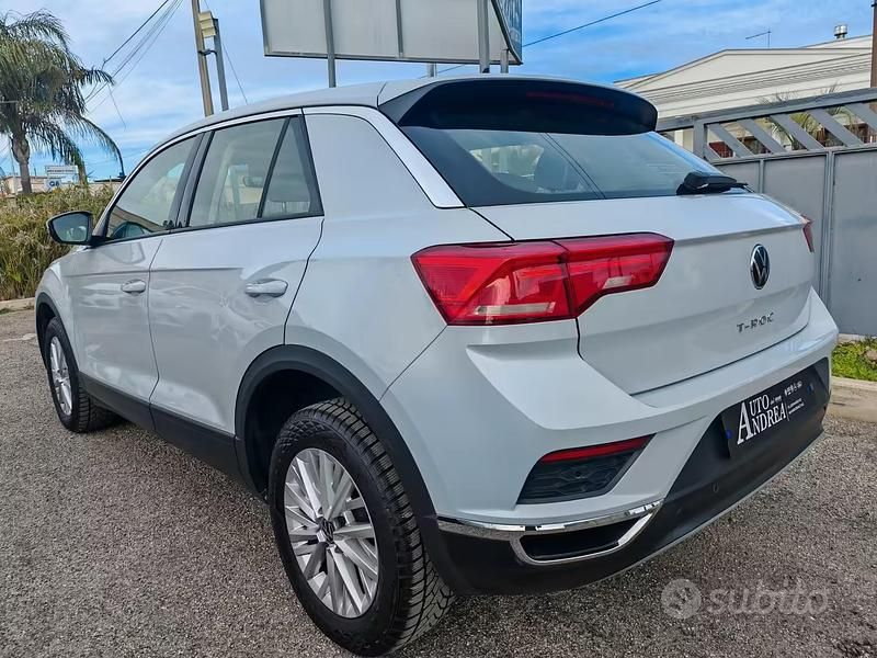 Usata VW T-Roc 116 CV (85 kW) 2022 Bianco SUV