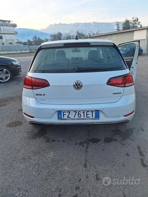 Usata VW Golf VIII 2020 Bianco Utilitaria