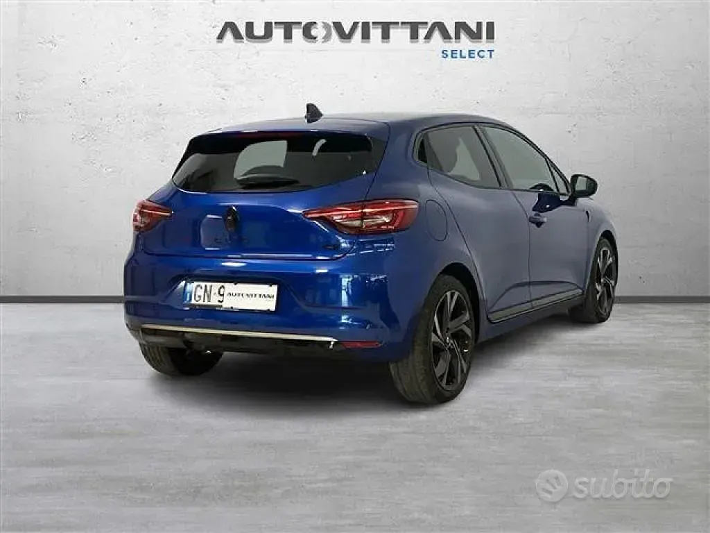 Usata Renault Clio Engineered 145 CV (106 kW) 2023 Bluazzurro Utilitaria