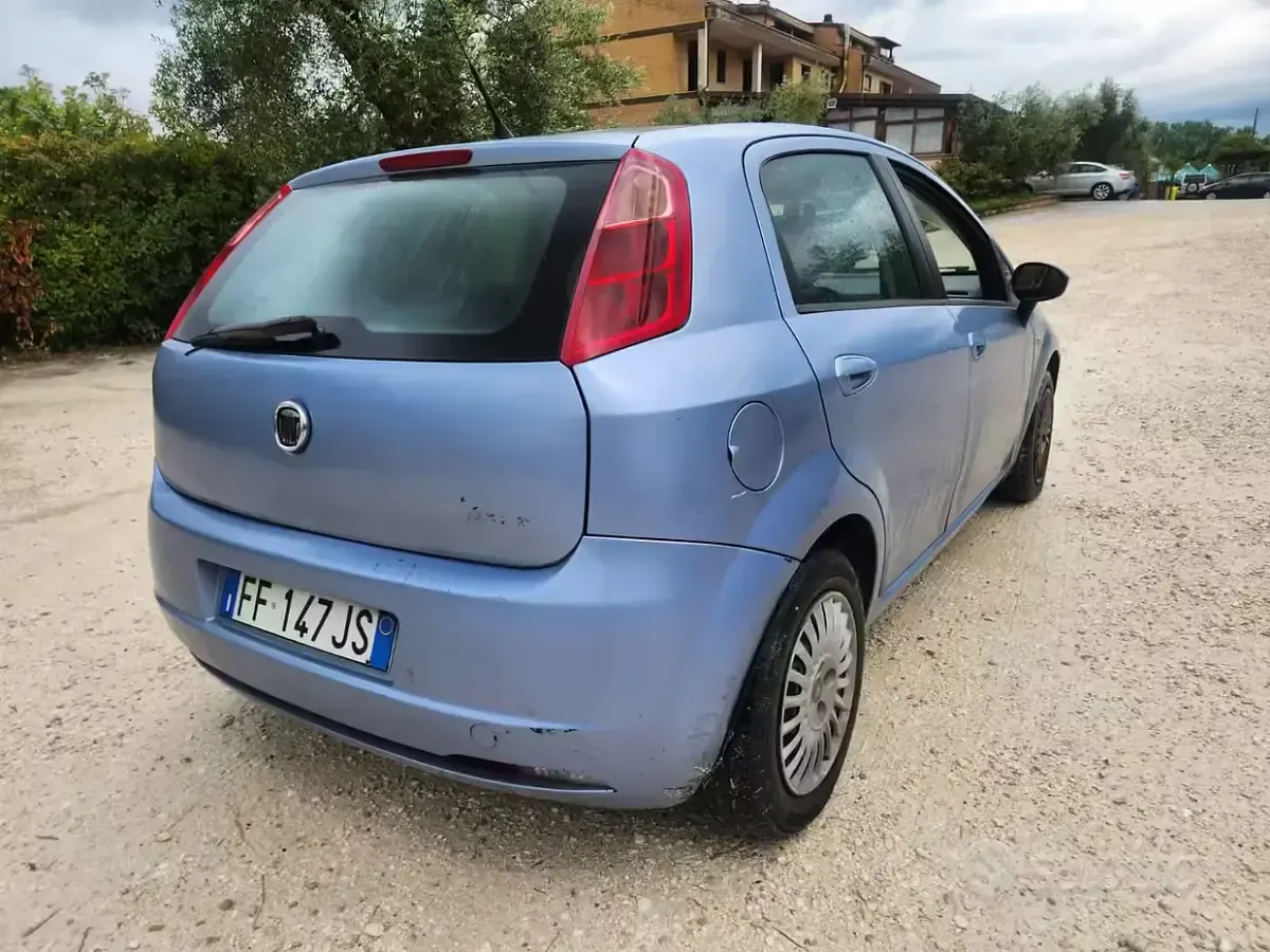 Usata Fiat Grande Punto 75 CV (55 kW) 2016 Utilitaria