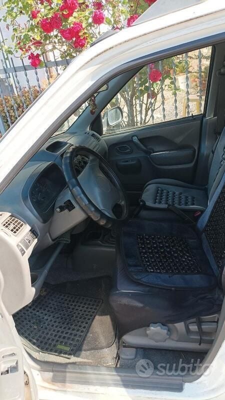 Usata Suzuki Ignis 83 CV (61 kW) 2002 Utilitaria
