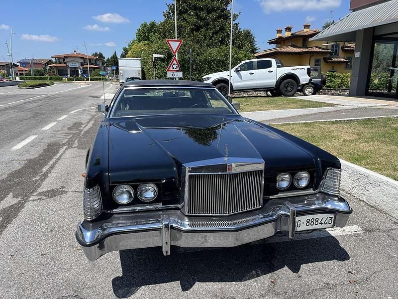 Usata Lincoln Continental 207 CV (152 kW) 1982 Nero Coupé
