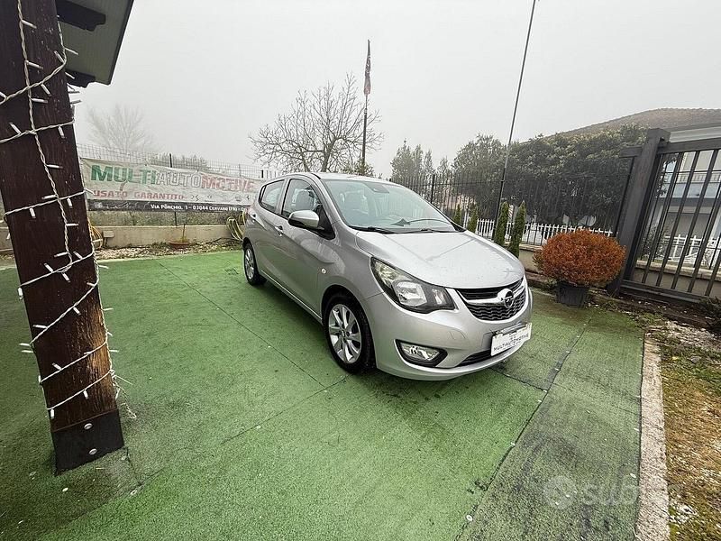 Grigio Usata 2016 Opel Karl Due volumi | 8000 € (Molto cara) - Immagine 1/4