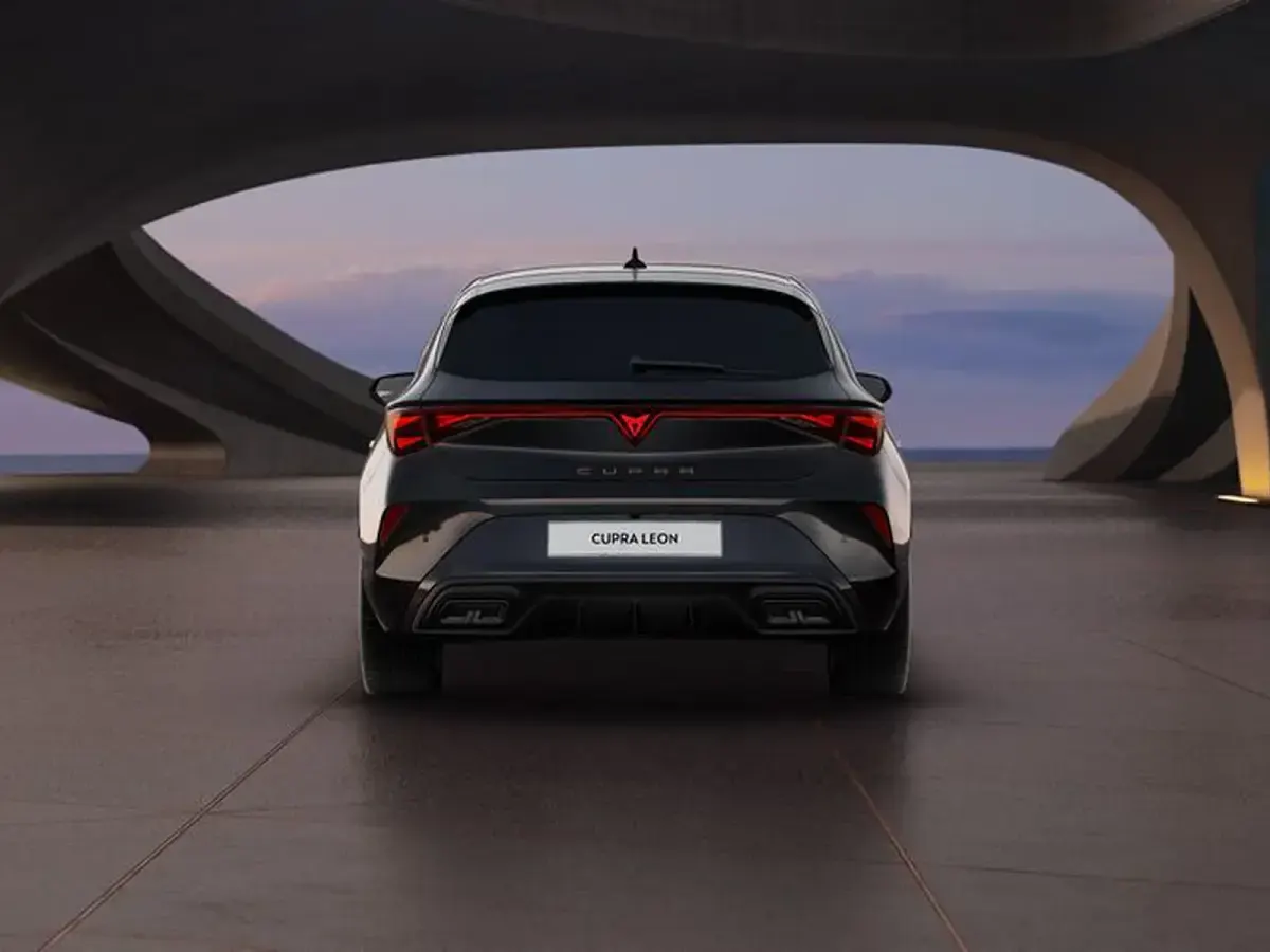 Nuova Cupra Leon 150 CV (110 kW) 2026 Nero midnight Berlina