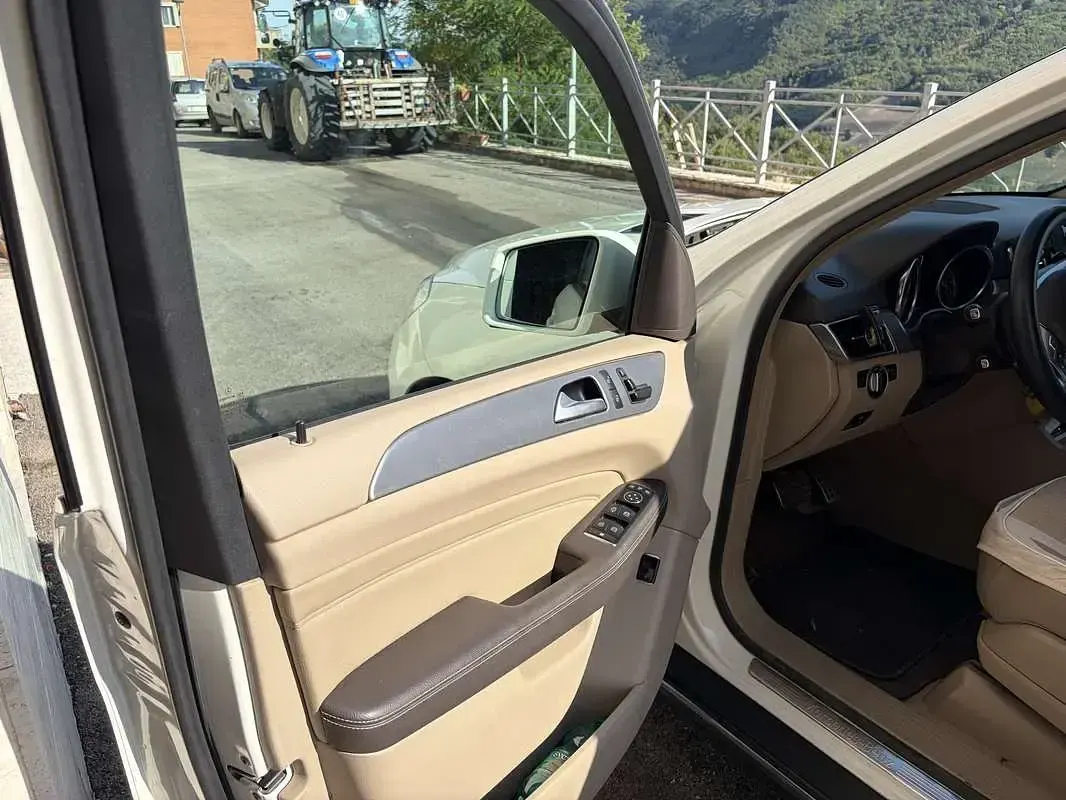 Usata Mercedes ML250 204 CV (150 kW) 2012 SUV