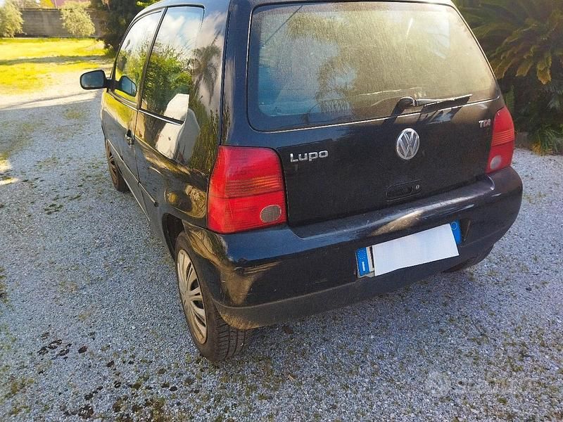 Usado VW Lupo 75 CV (55 kW) 2001 Utilitario