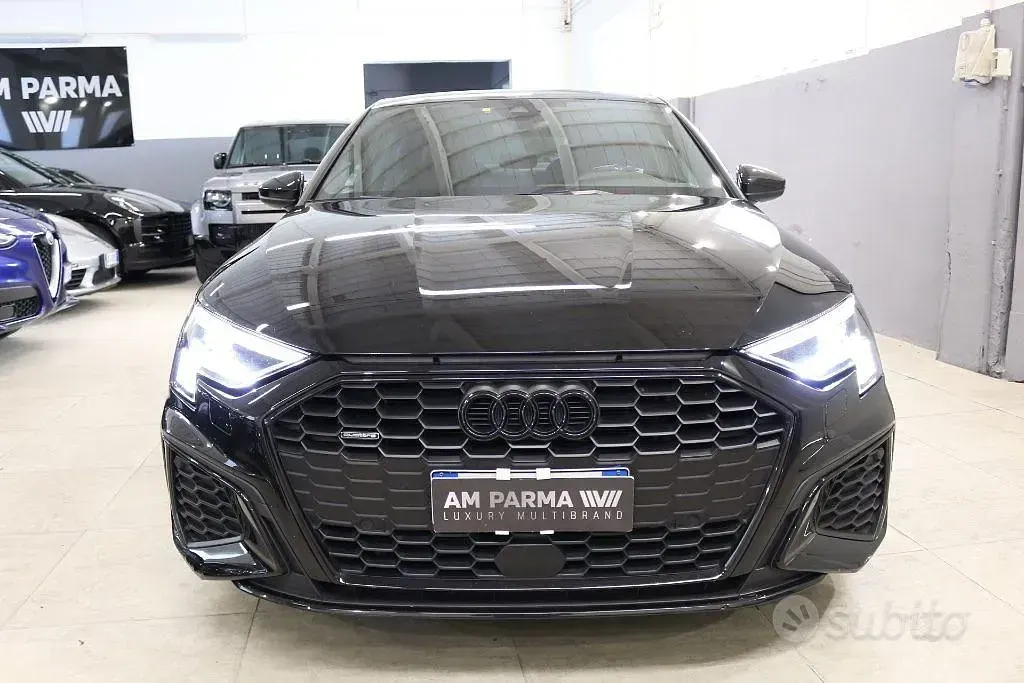 Usata Audi A3 S-Line 200 CV (147 kW) 2022 Grigio Berlina
