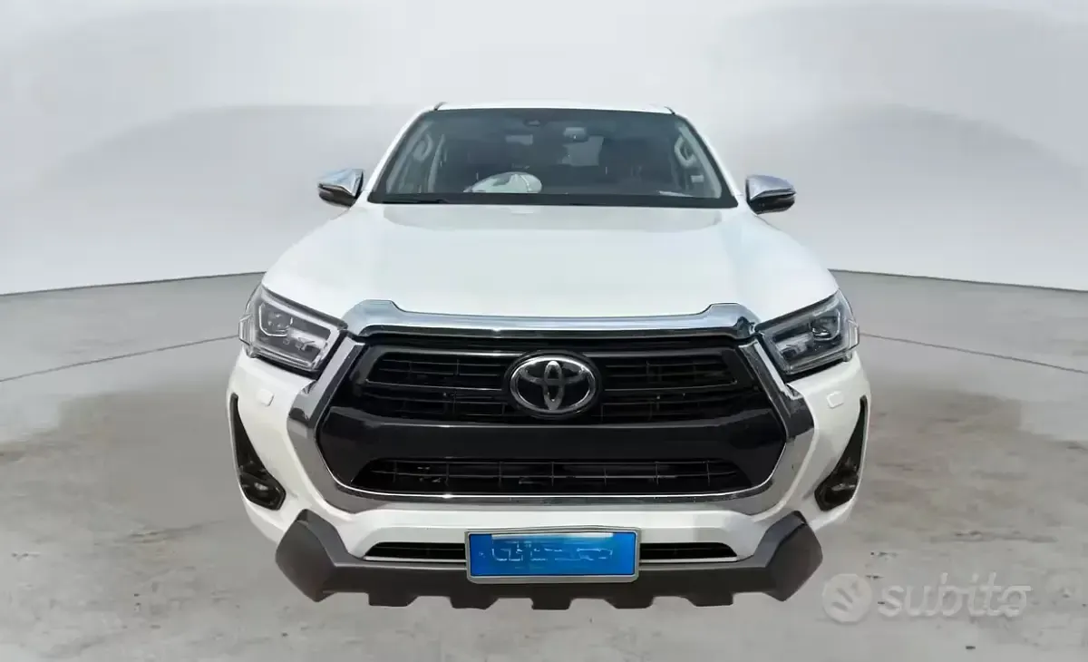 Occasion Toyota HiLux Executive 204 ch (150 kW) 2023 Blanc Pick-up