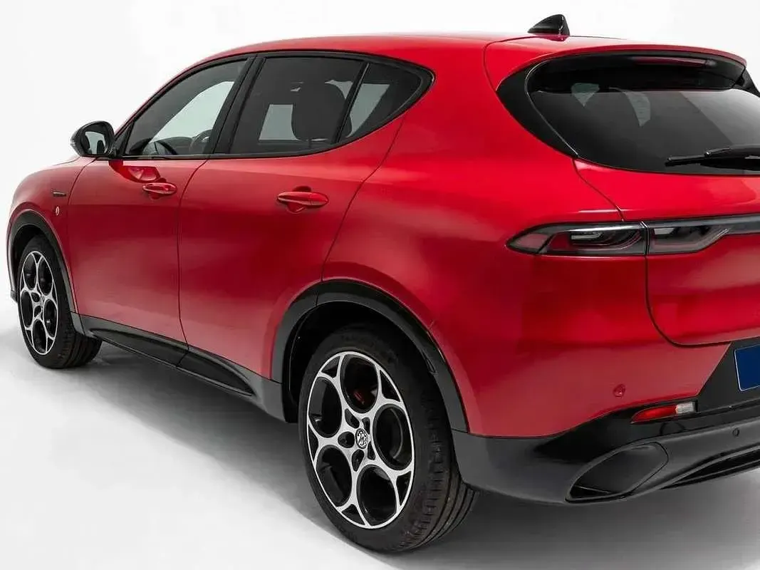 Usata Alfa Romeo Tonale Veloce 131 CV (96 kW) 2025 Rosso SUV