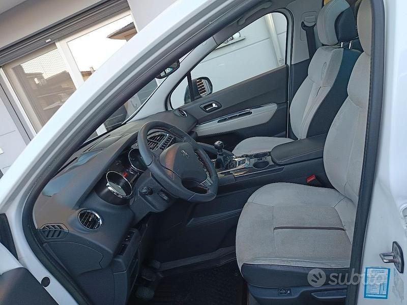 Usata Peugeot 3008 112 CV (82 kW) 2013 Bianco Station wagon