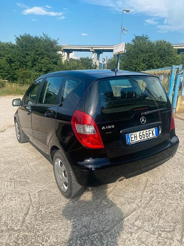 Usata Mercedes A160 Edition 95 CV (69 kW) 2011 Nero Utilitaria