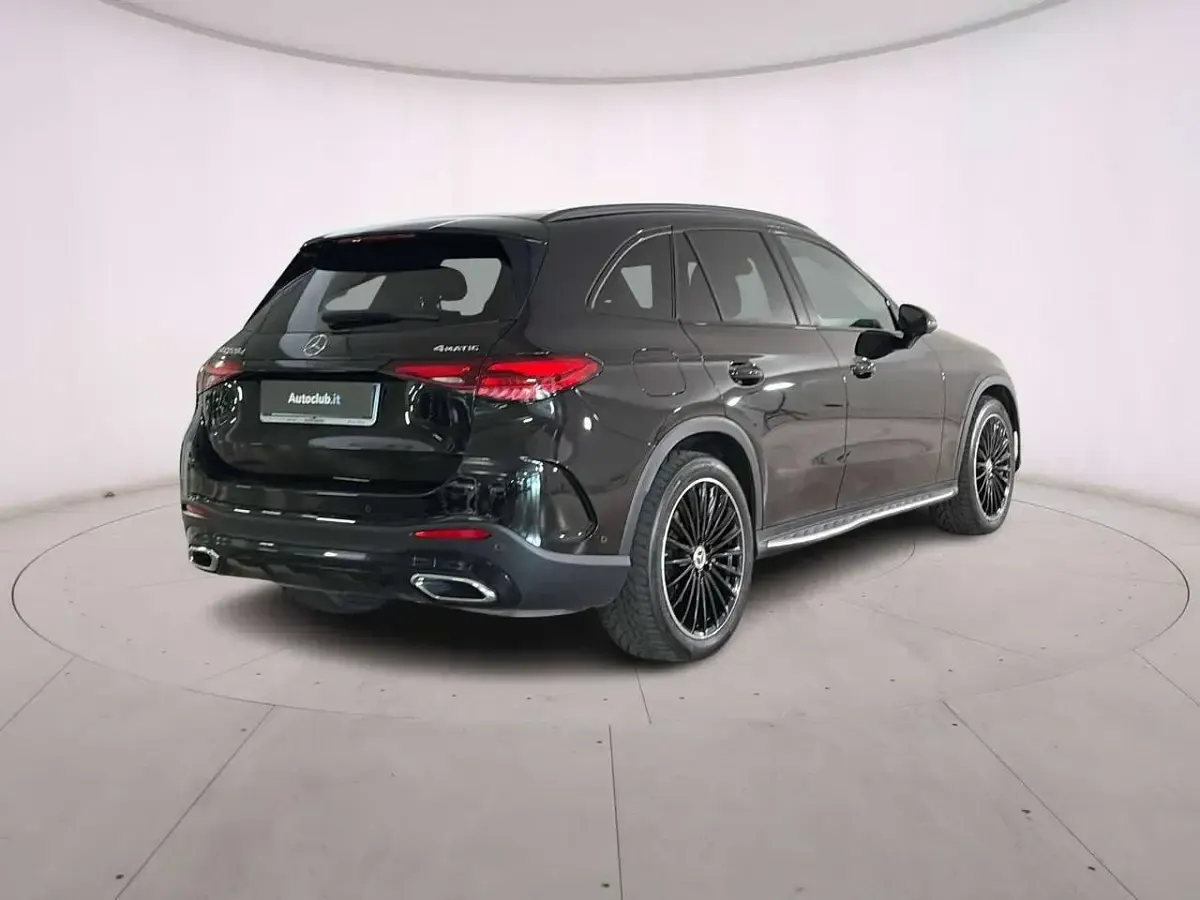 Usata Mercedes GLC220 AMG Line Premium 197 CV (144 kW) 2023 Nero SUV
