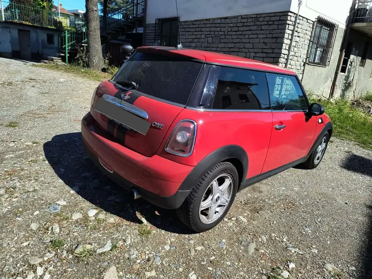 Usata Mini ONE 95 CV (69 kW) 2008 Rosso Utilitaria