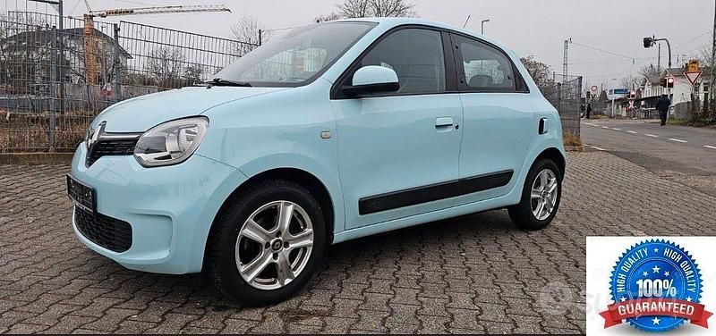 Usata Renault Twingo Intens 73 CV (53 kW) 2019 Blu Utilitaria