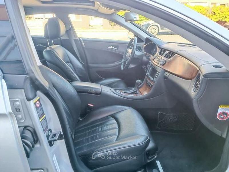 Usata Mercedes CLS350 272 CV (200 kW) 2006 Argento(met.) Berlina