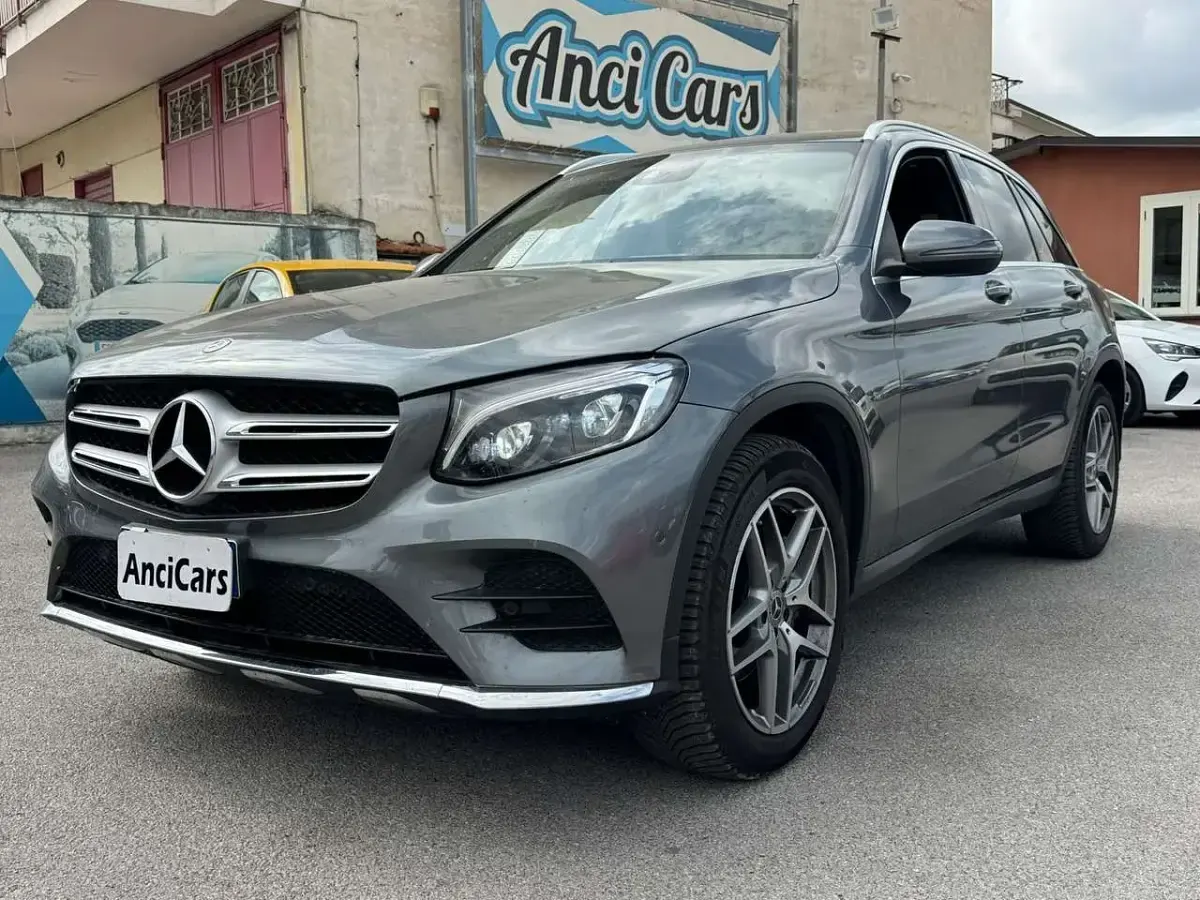 Usata Mercedes GLC250 Premium 204 CV (150 kW) 2018 Grigio SUV