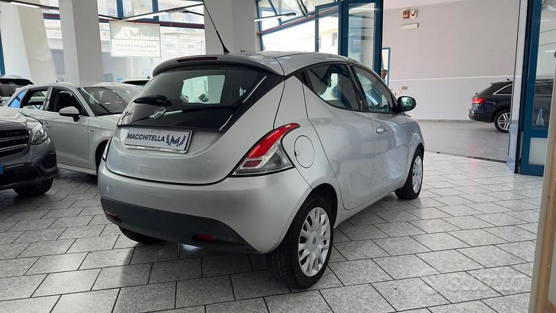 Usata Lancia Ypsilon S 95 CV (69 kW) 2011 Grigio Utilitaria