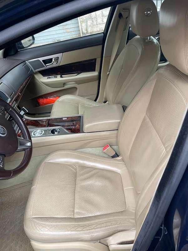 Usata Jaguar XF Premium Luxury 275 CV (202 kW) 2010 Berlina