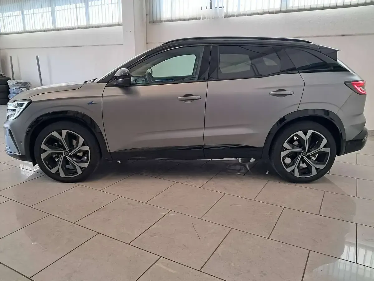 Usata Renault Austral Techno Esprit Alpine 131 CV (96 kW) 2025 Scisto satin SUV