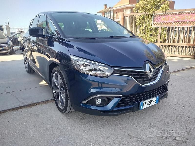 Usata Renault Scénic IV Intens 110 CV (80 kW) 2018 Blu Monovolume