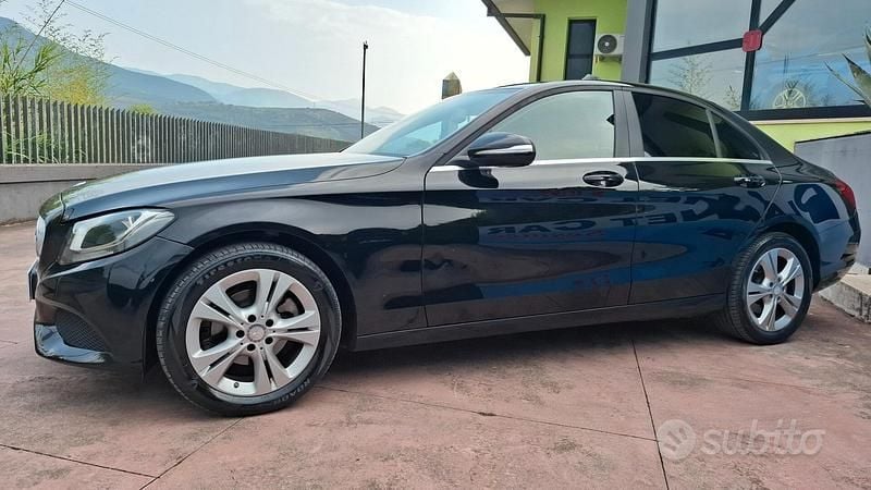 Usata Mercedes C180 Exclusive 115 CV (84 kW) 2015 Nero Berlina