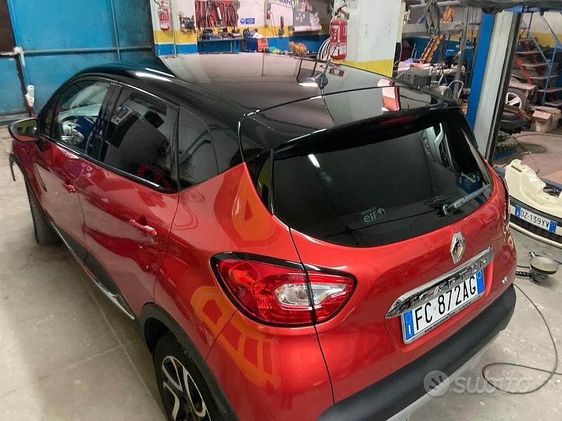 Usata Renault Captur 90 CV (66 kW) 2016 SUV