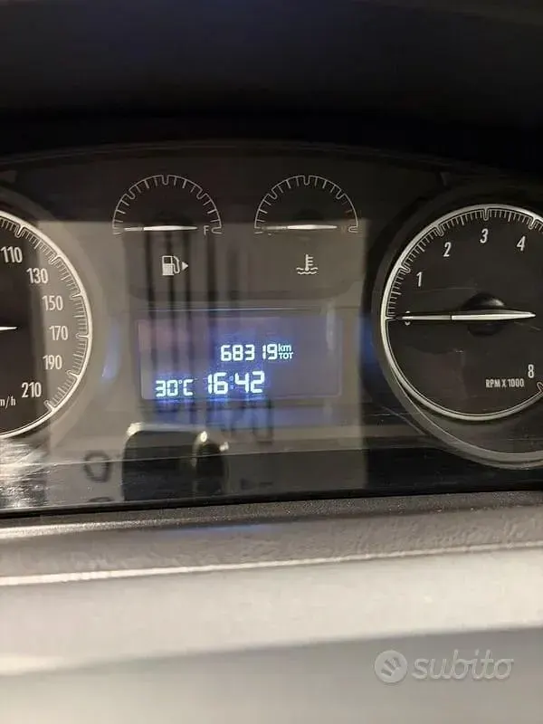 Usata Lancia Ypsilon Gold 69 CV (50 kW) 2016 Beige Utilitaria