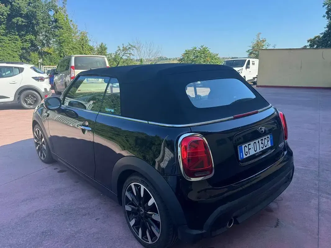 Usata Mini Cooper Cabriolet 136 CV (100 kW) 2021 Nero Cabrio
