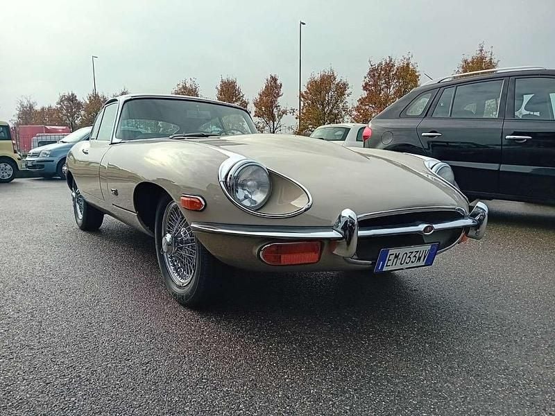 Usata Jaguar E-Type 265 CV (194 kW) 1971 Beige Coupé