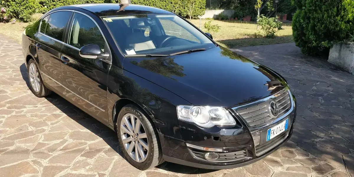 Usata VW Passat Highline 170 CV (125 kW) 2009 Nero Berlina
