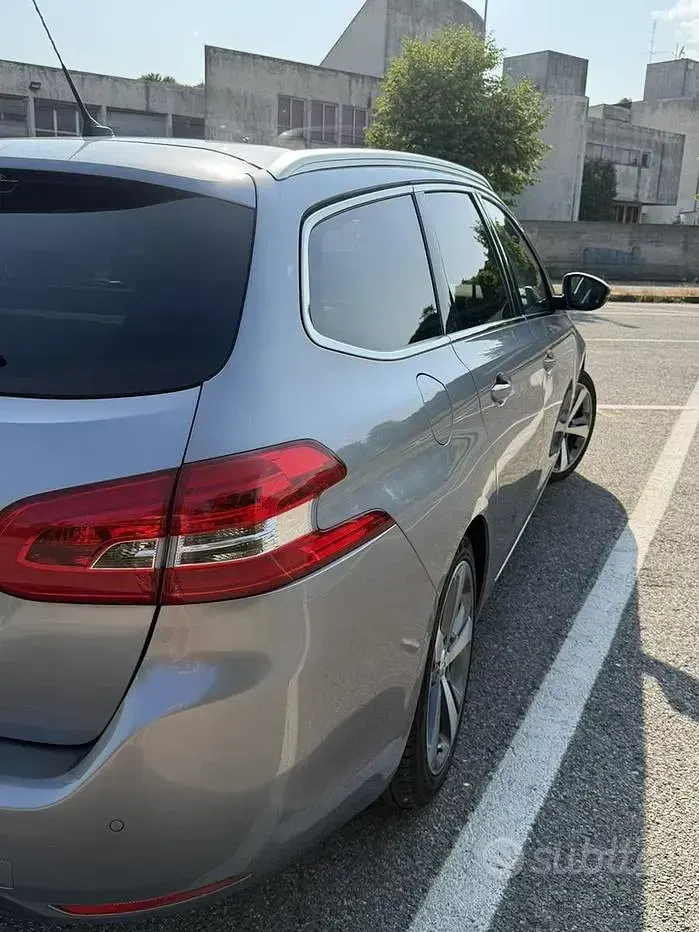 Usata Peugeot 308 150 CV (110 kW) 2016 Grigio Station wagon