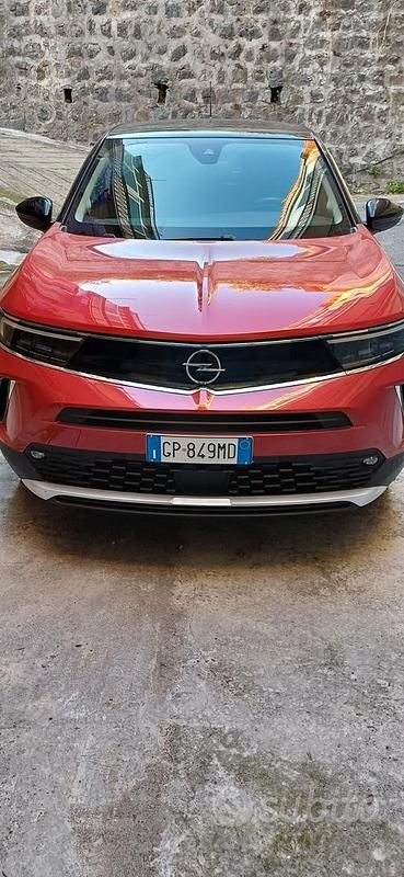 Usata Opel Mokka 136 CV (100 kW) 2023 Rosso SUV
