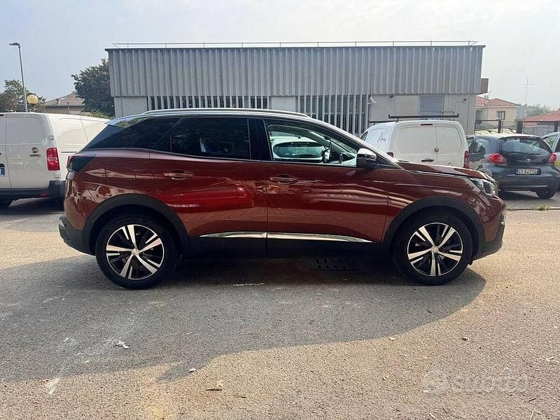 Usata Peugeot 3008 Active 131 CV (96 kW) 2017 Bronzo SUV