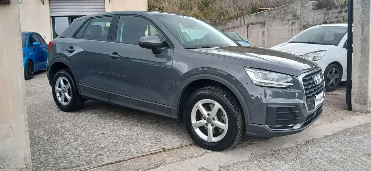 Usata Audi Q2 150 CV (110 kW) 2020 Grigio SUV