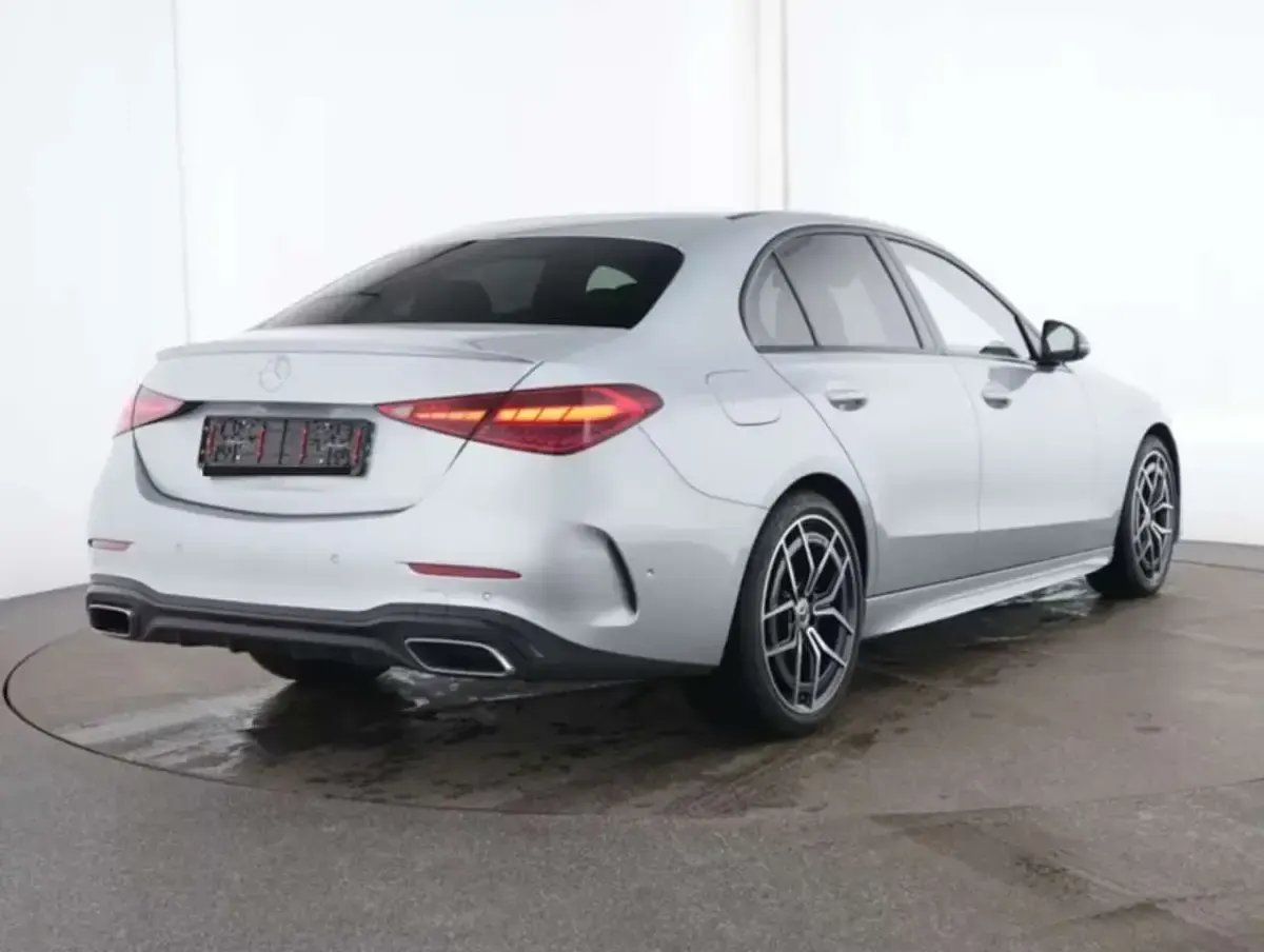 Usata Mercedes C200 Advanced Plus 163 CV (119 kW) 2025 Argento Berlina